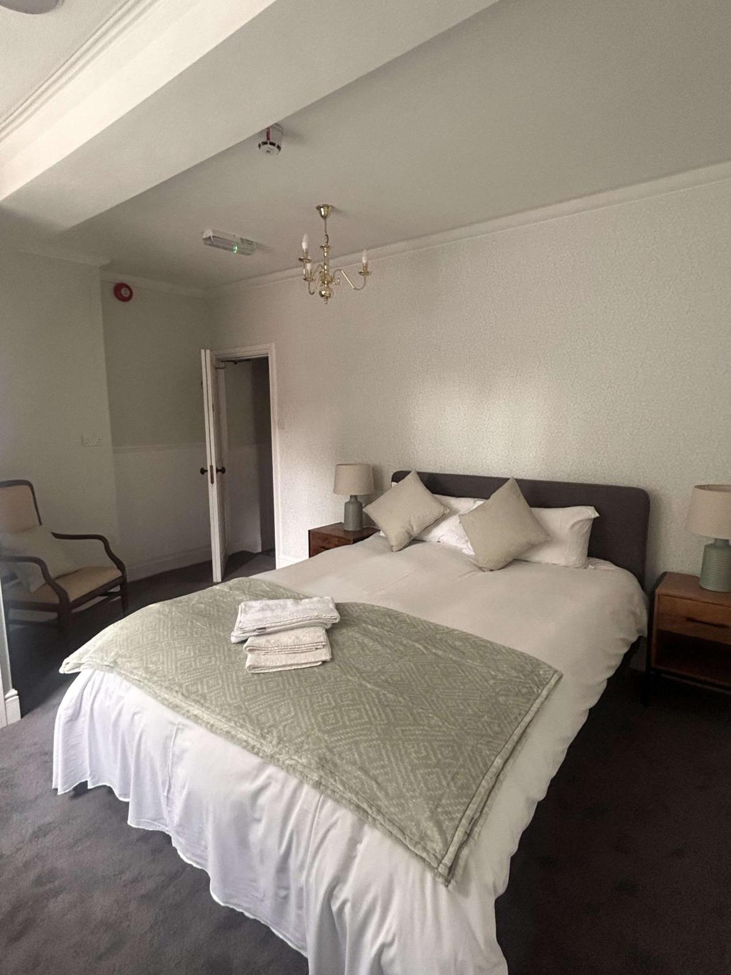 Готель Oyo Blenheim House Etwall Екстер'єр фото